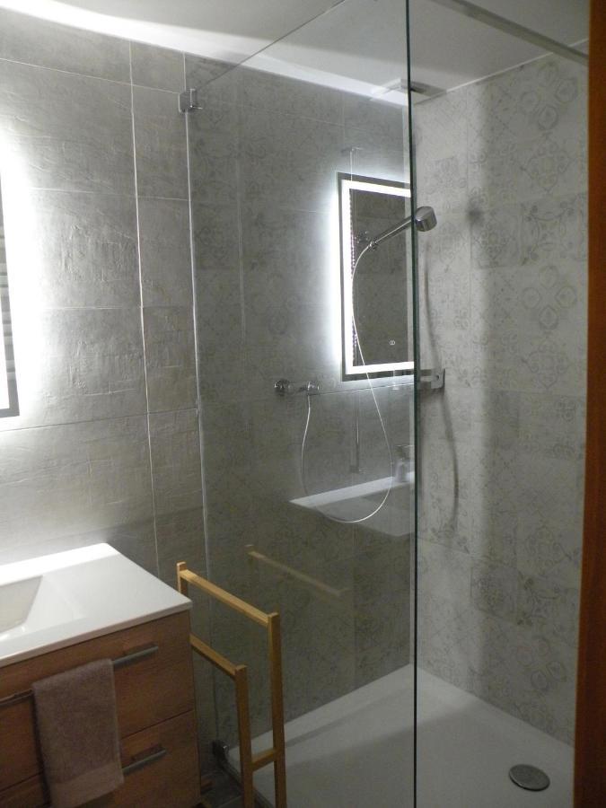 Le Pre Bed & Breakfast Juriens ภายนอก รูปภาพ