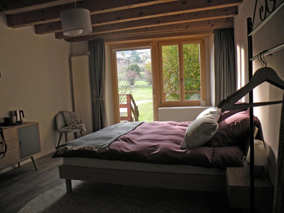 Le Pre Bed & Breakfast Juriens ภายนอก รูปภาพ