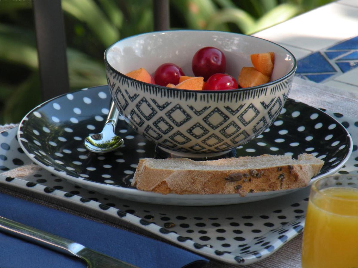 Le Pre Bed & Breakfast Juriens ภายนอก รูปภาพ